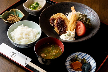 昼飲みOK☆定食もアラカルトもOK☆